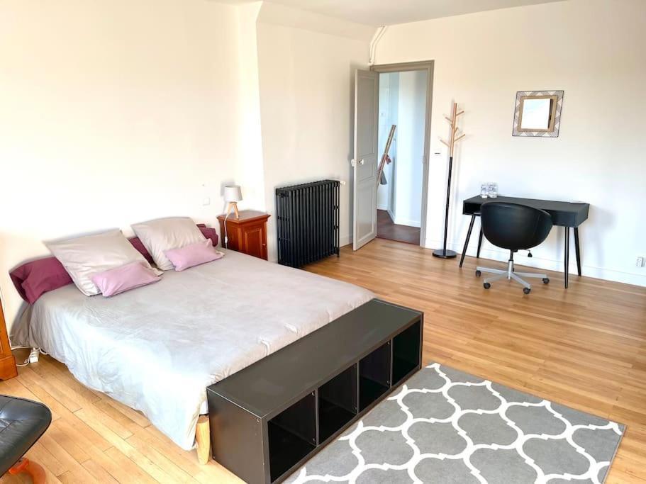 Appartement 160M2 - 2E Etage Maison De Maitre Beaupreau-en-Mauges Экстерьер фото